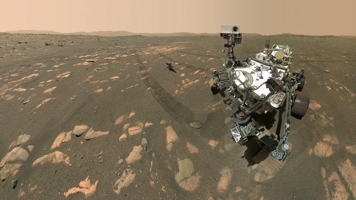 Perseverance en Ingenuity op Mars, selfie van 6 april 2021