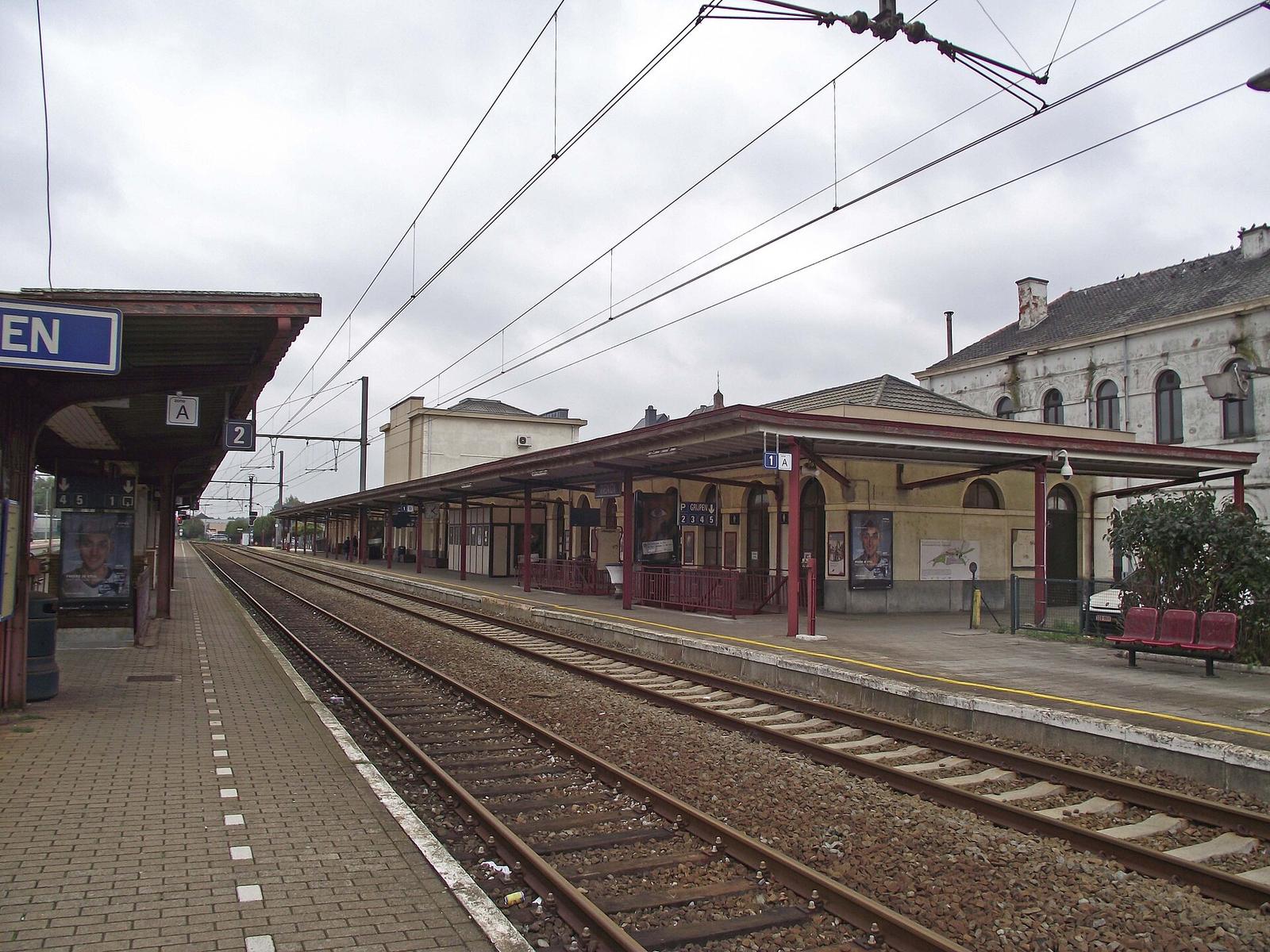 Station Tienen gezien vanaf de perrons, archieffoto